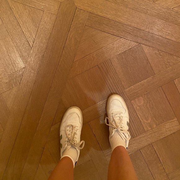 Meet your Posher, Natasha - Picture 1 of 1